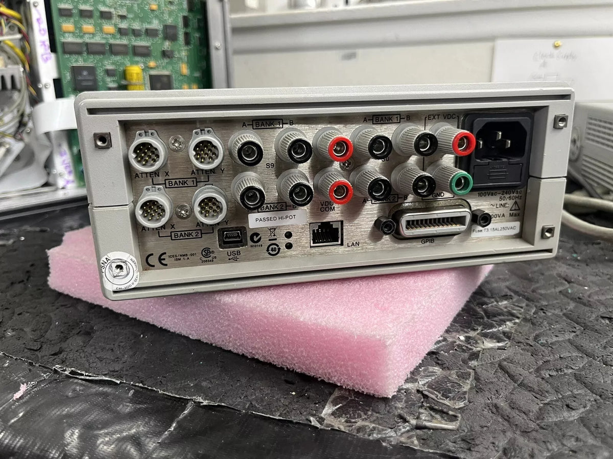 Agilent LXI 11713C Attenuator / Switch Driver +5, +15, +24V 2 Banks