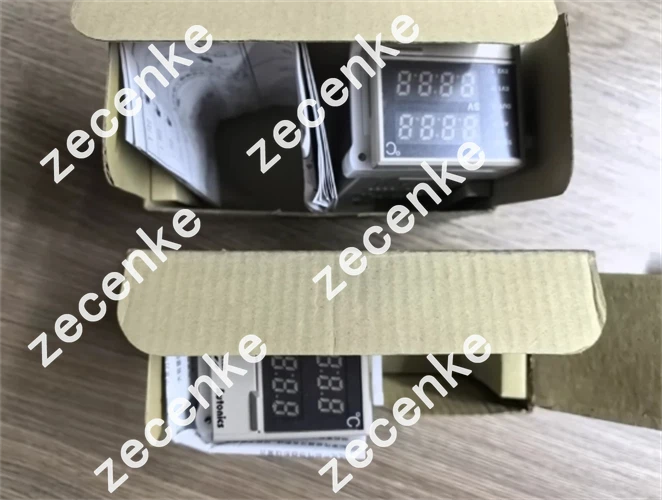 Autonics TZ4ST-14C Temperature Controller - New In Box