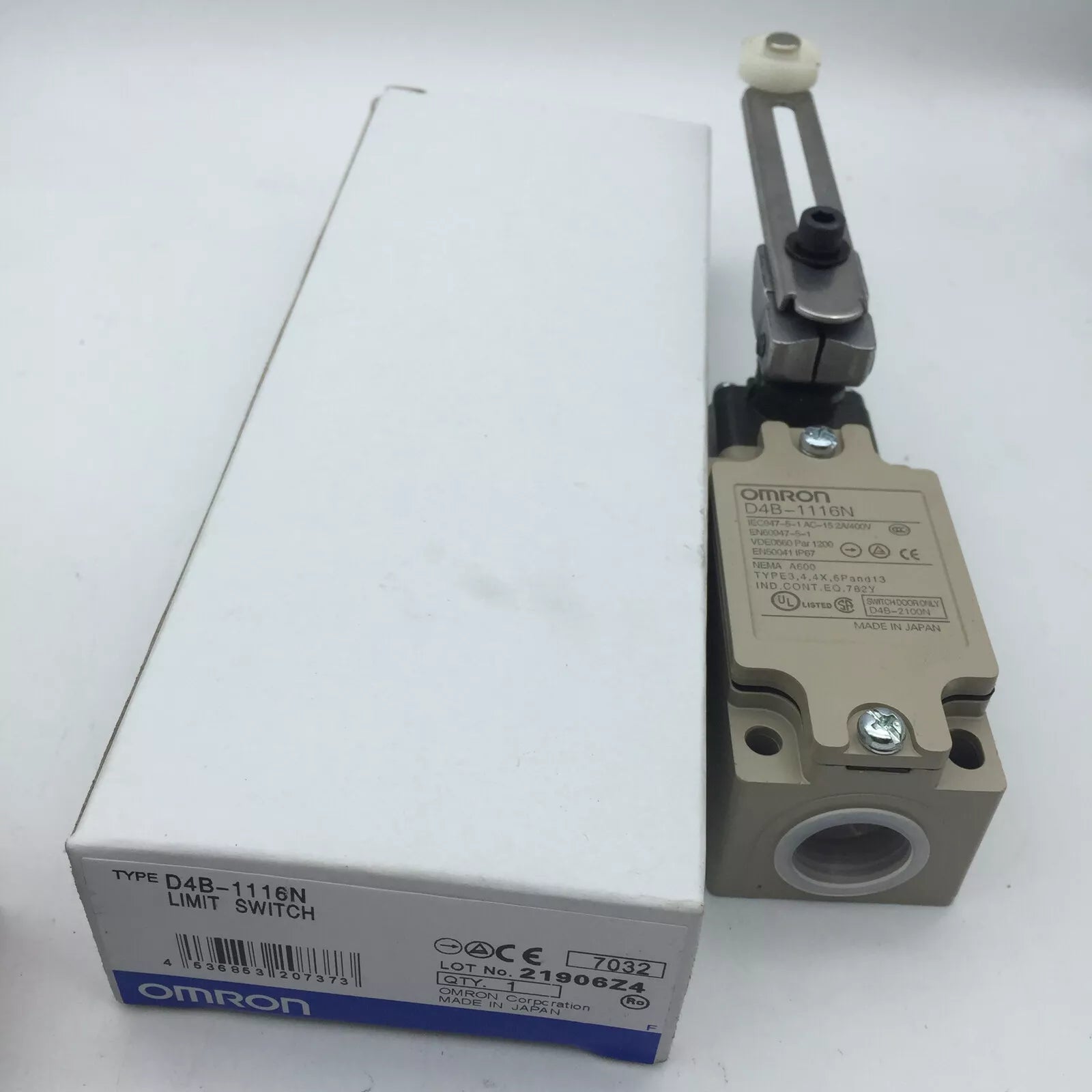 Omron D4B-1116N Limit Switch - New in Box