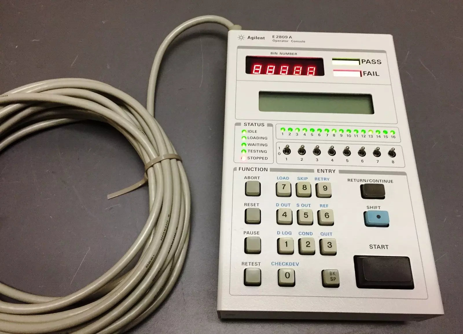HP/Agilent E2809A Operator Console for HP 83000 Tester