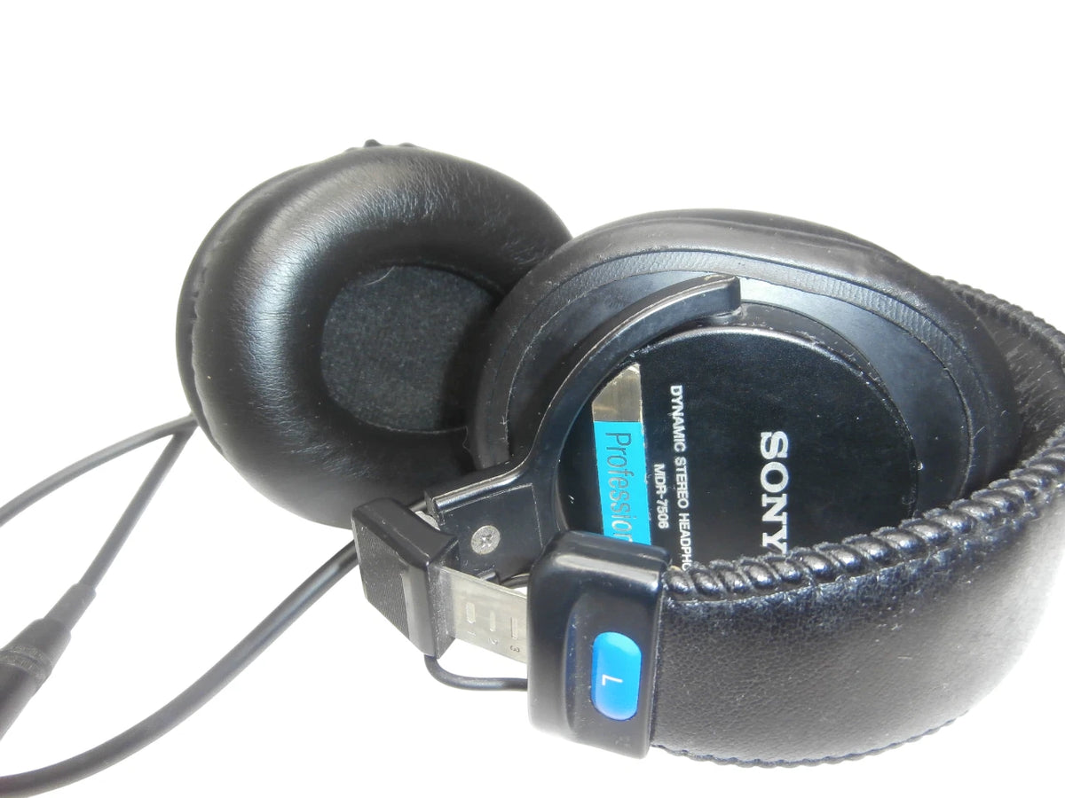 SONY DYNAMIC STEREO HEADPHONES MDR-7506 - Free shipping