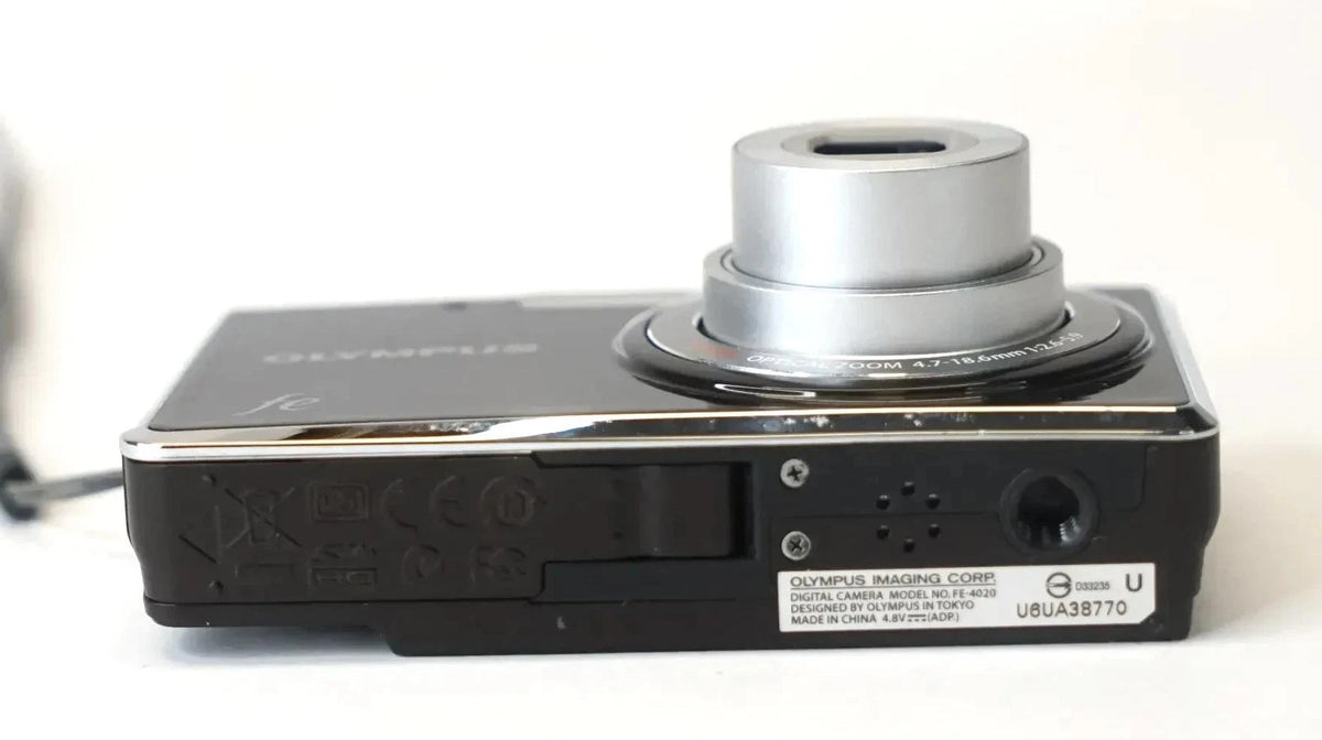 Olympus FE-4020 14MP Digital Camera - Free Shipping