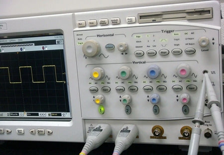 HP 54825A 500MHz 4ch 2GS/s 32kW Digital Oscilloscope