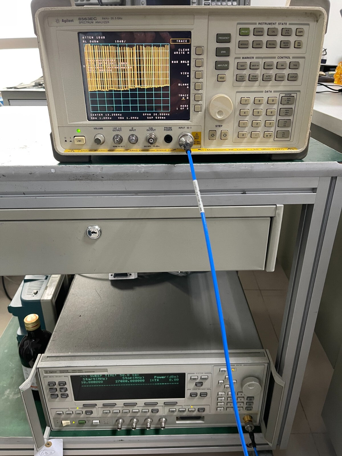 Agilent 8563EC 9KHz - 26.5GHz Spectrum Analyzer w/ opt. 007, 104 _02173 - XG eqpt
