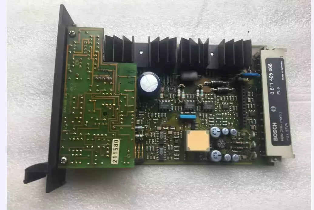 PL6-AGC2 / 0 811 405 066 - High-Quality Automotive Relay for Efficient Power Control