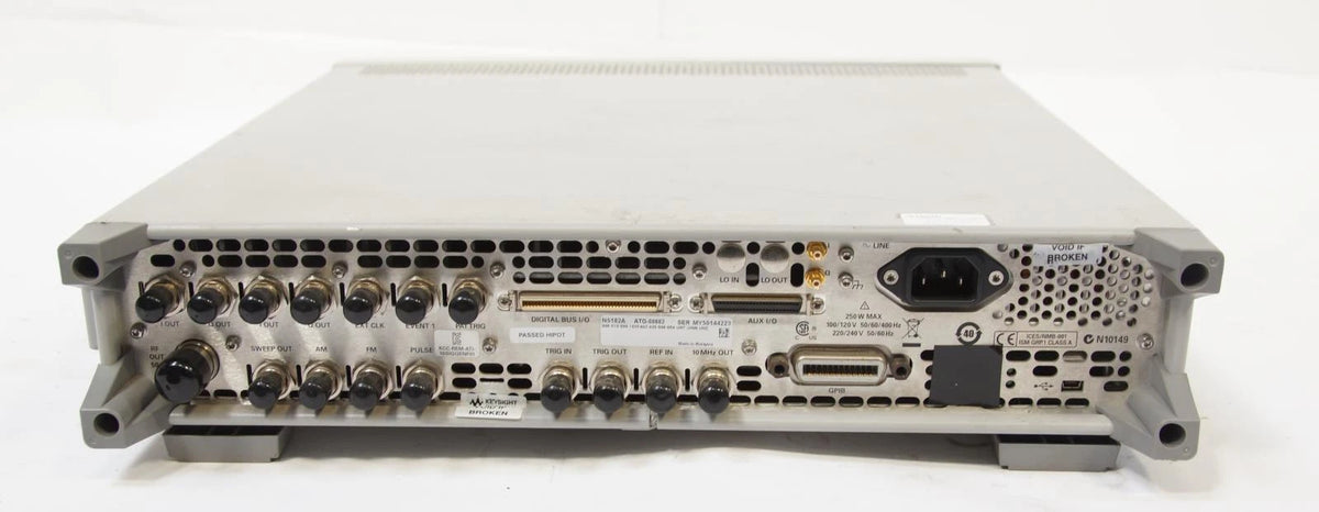 Agilent N5182A 6GHz MXG RF Vector Signal Generator OPT 006 019 099 1EM UNT UNW