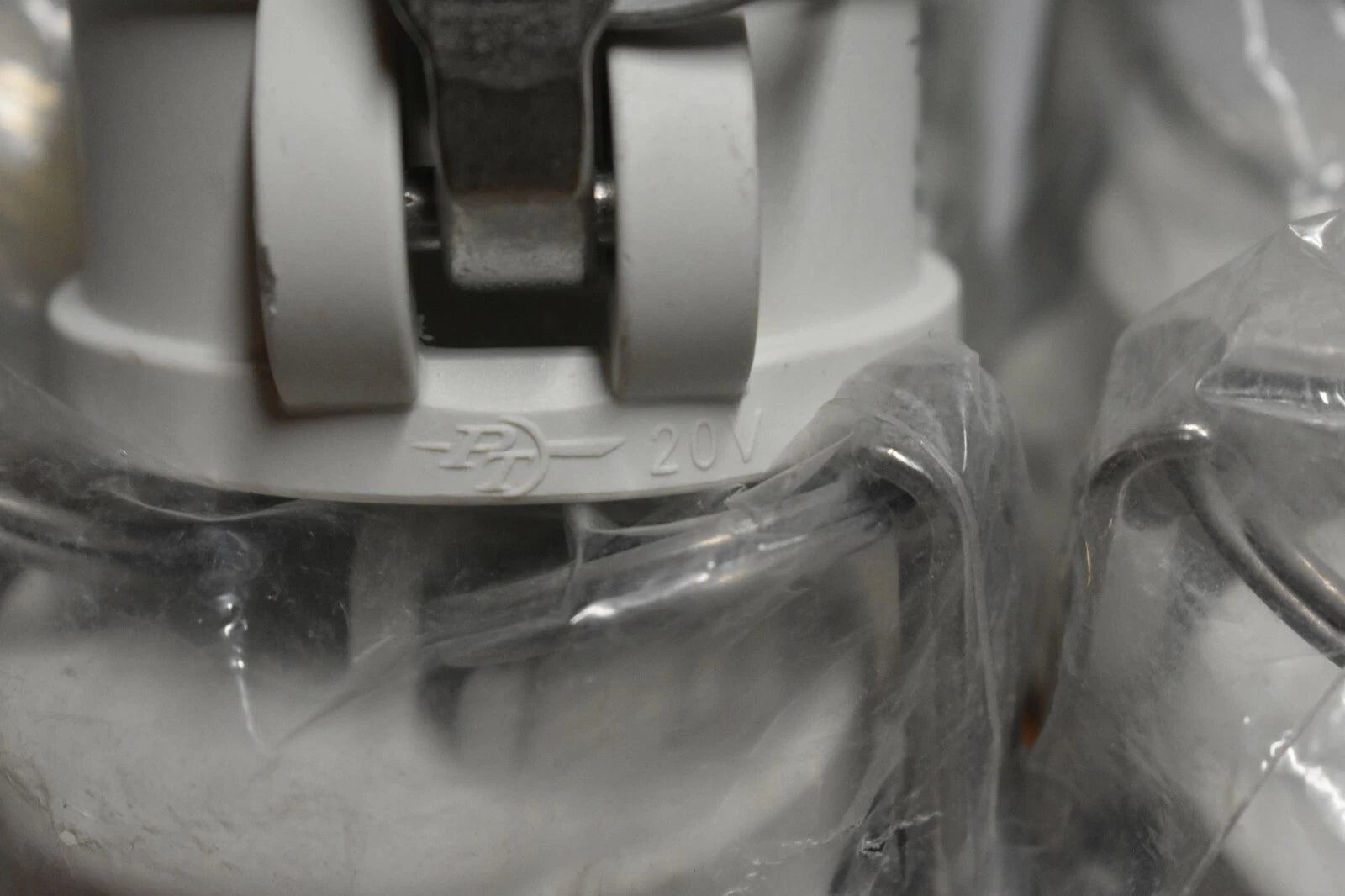 Anainstr Digital Multimeter with LCD Display and Auto Ranging Function