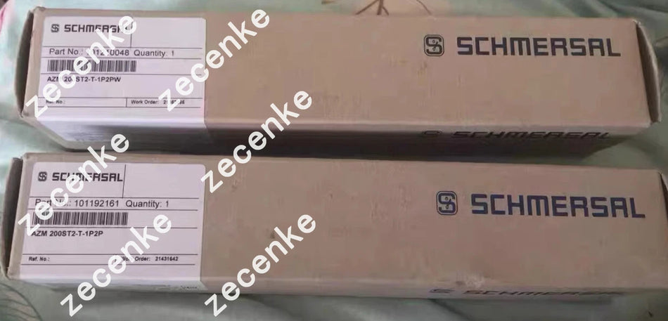 AZM200ST2-T-1P2PW Safety Lock Switch