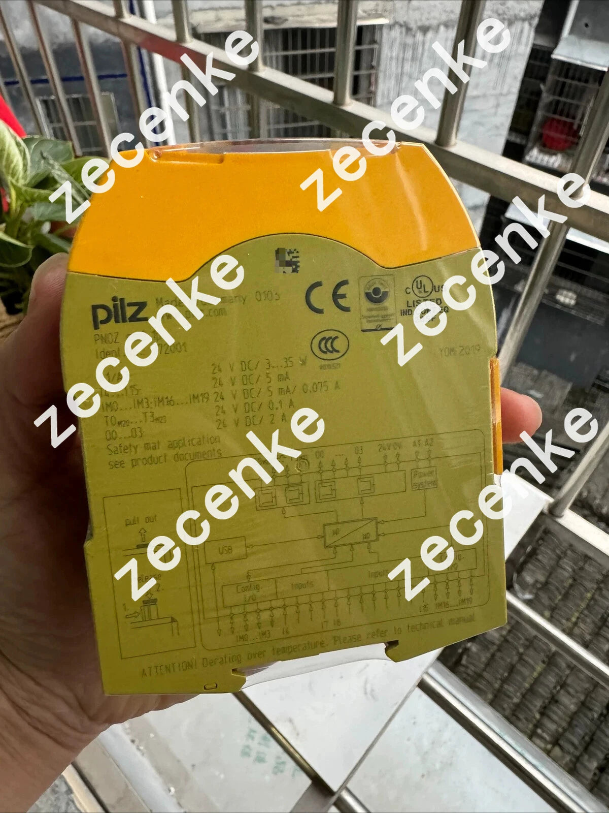 1 PCS NEW PILZ PNOZ MM 0.1P 772001 Safety Relay Safety Base Unit