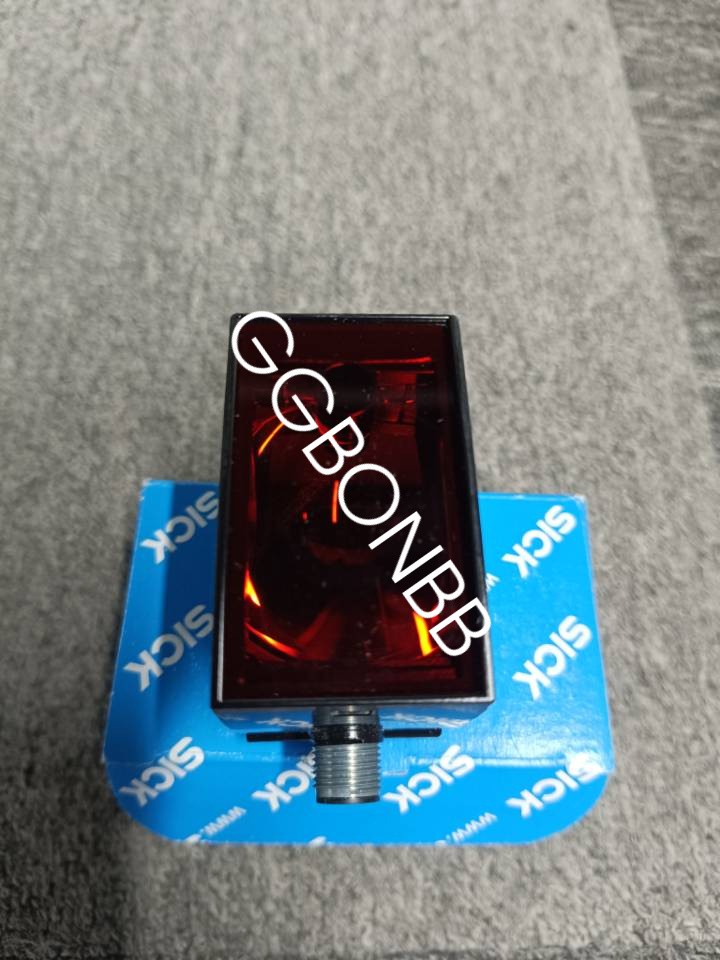 SICK Laser Distance Sensor DT50-P1113