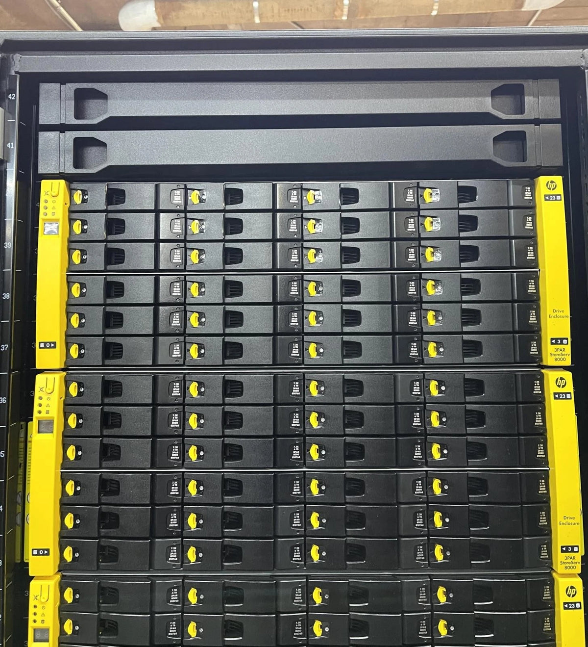 HPE 3PAR 8400 4 Node Disk Array 192x 6TB SAS K2P96A
