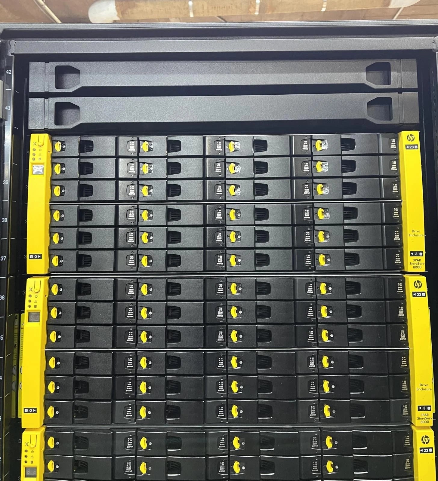 HPE 3PAR 8400 4 Node Disk Array 192x 6TB SAS K2P96A