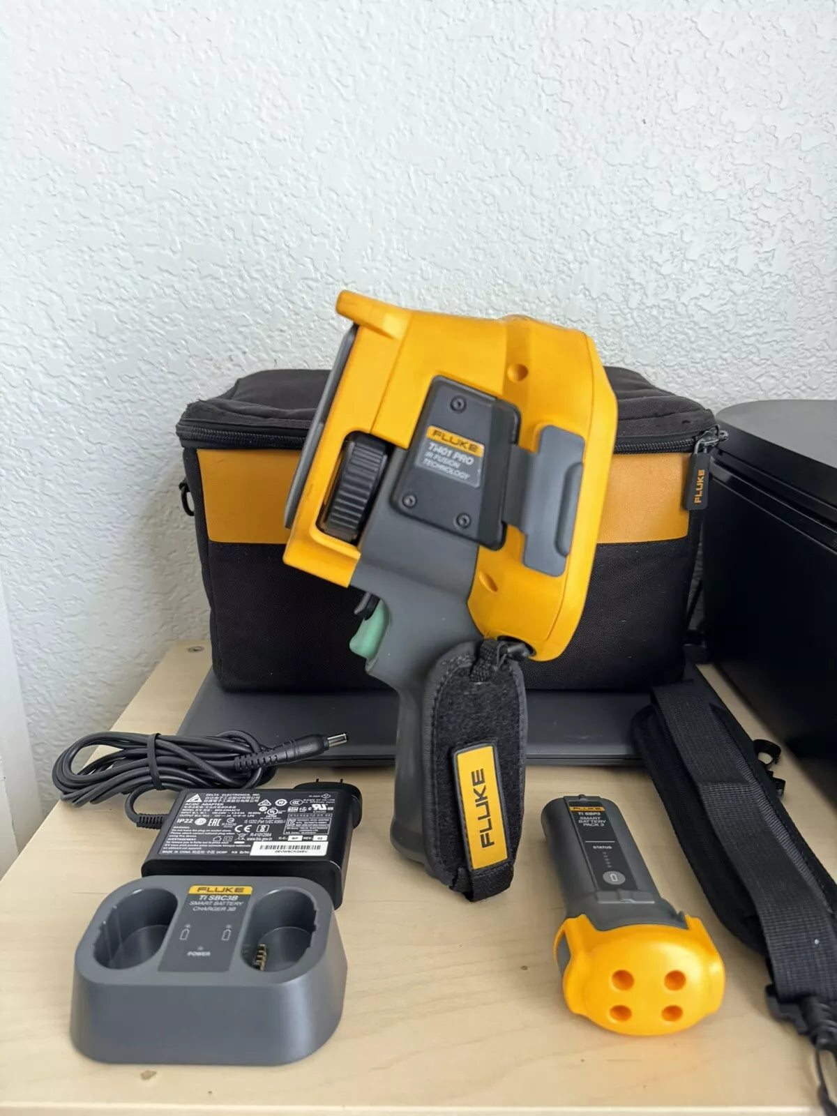 Fluke Ti401-PRO 60Hz 640 x 480 Infrared Thermal Imaging Camera IR