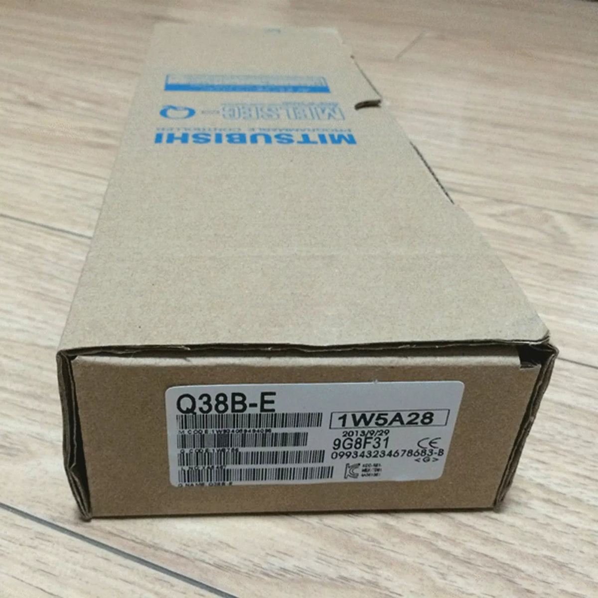 New Mitsubishi Q38B-E PLC Module Q38BE In Box