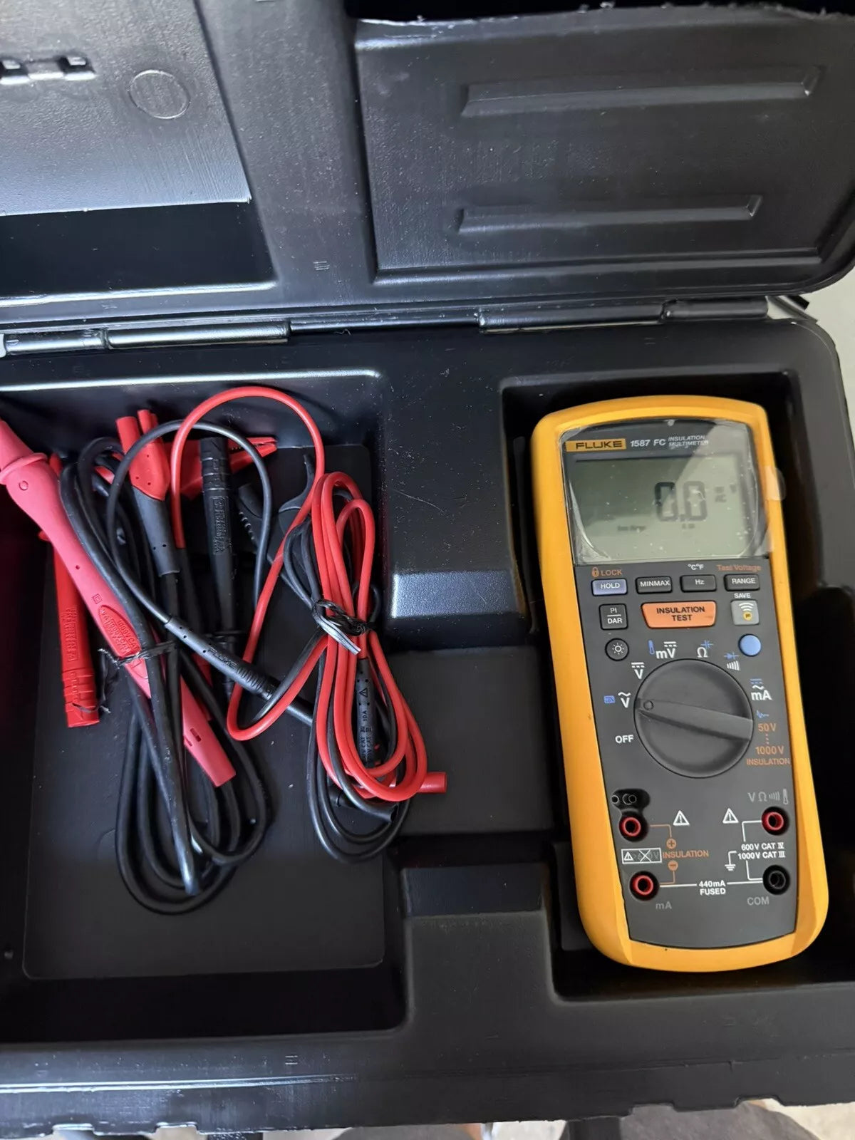 Fluke 1587 FC 2 in 1 Handheld Digital Insulation Multimeter - New
