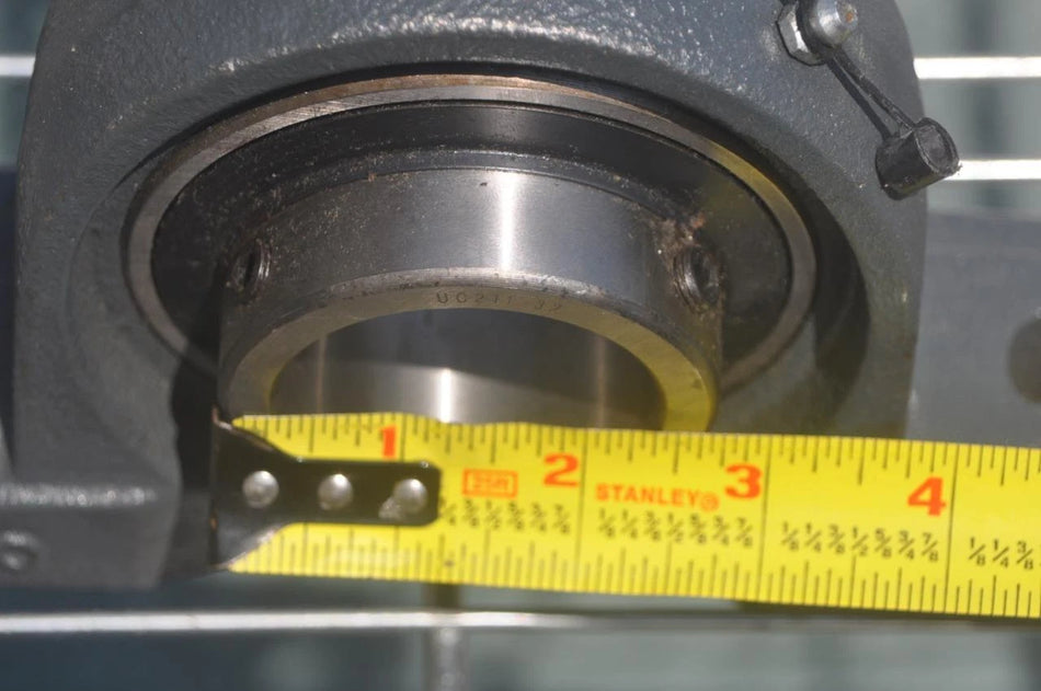 Professional Digital Multimeter for Precise Measurements