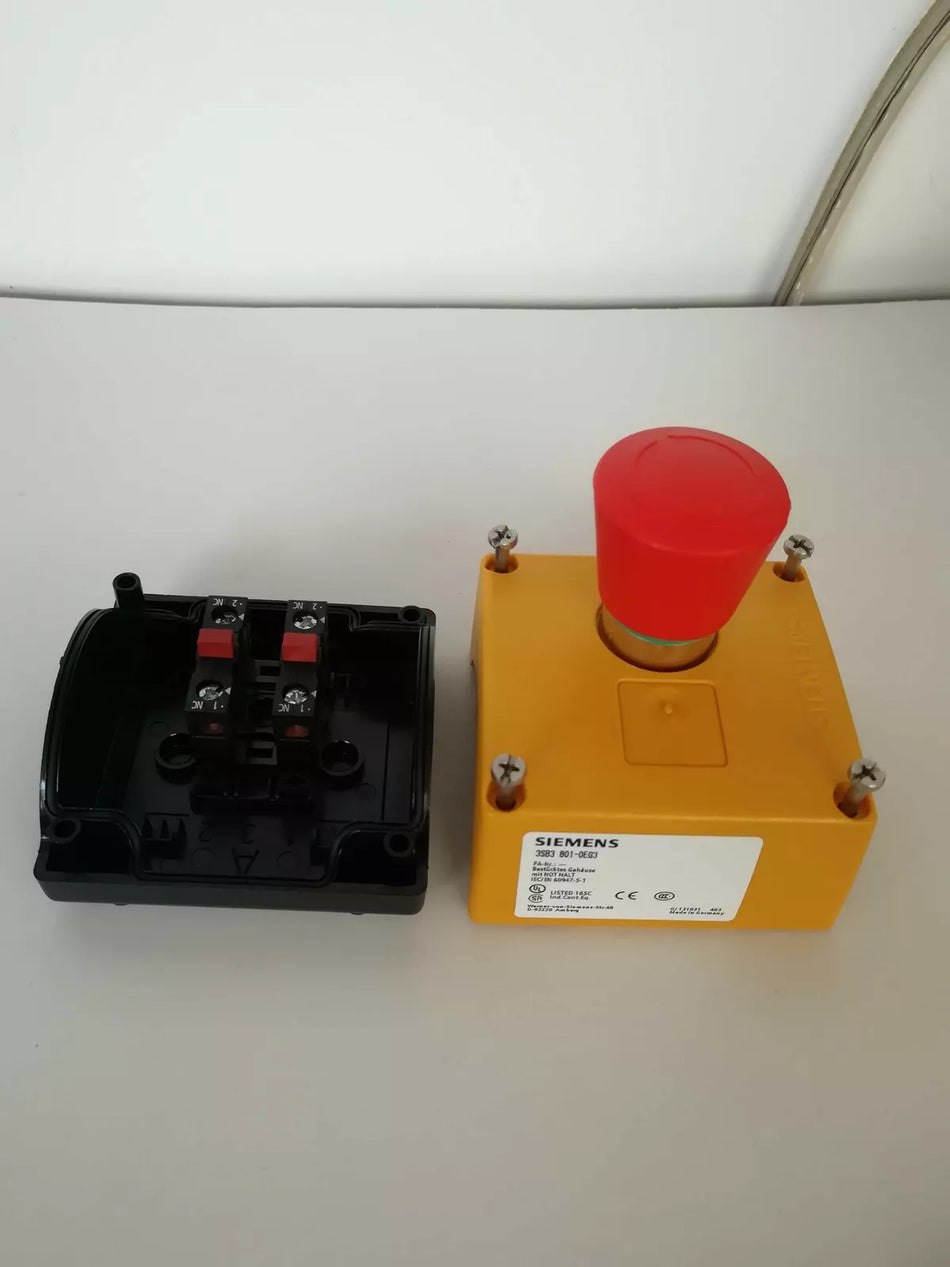 Siemens 3SB3801-0DG3 3SB38010DG3 Contact Block for Control Circuit