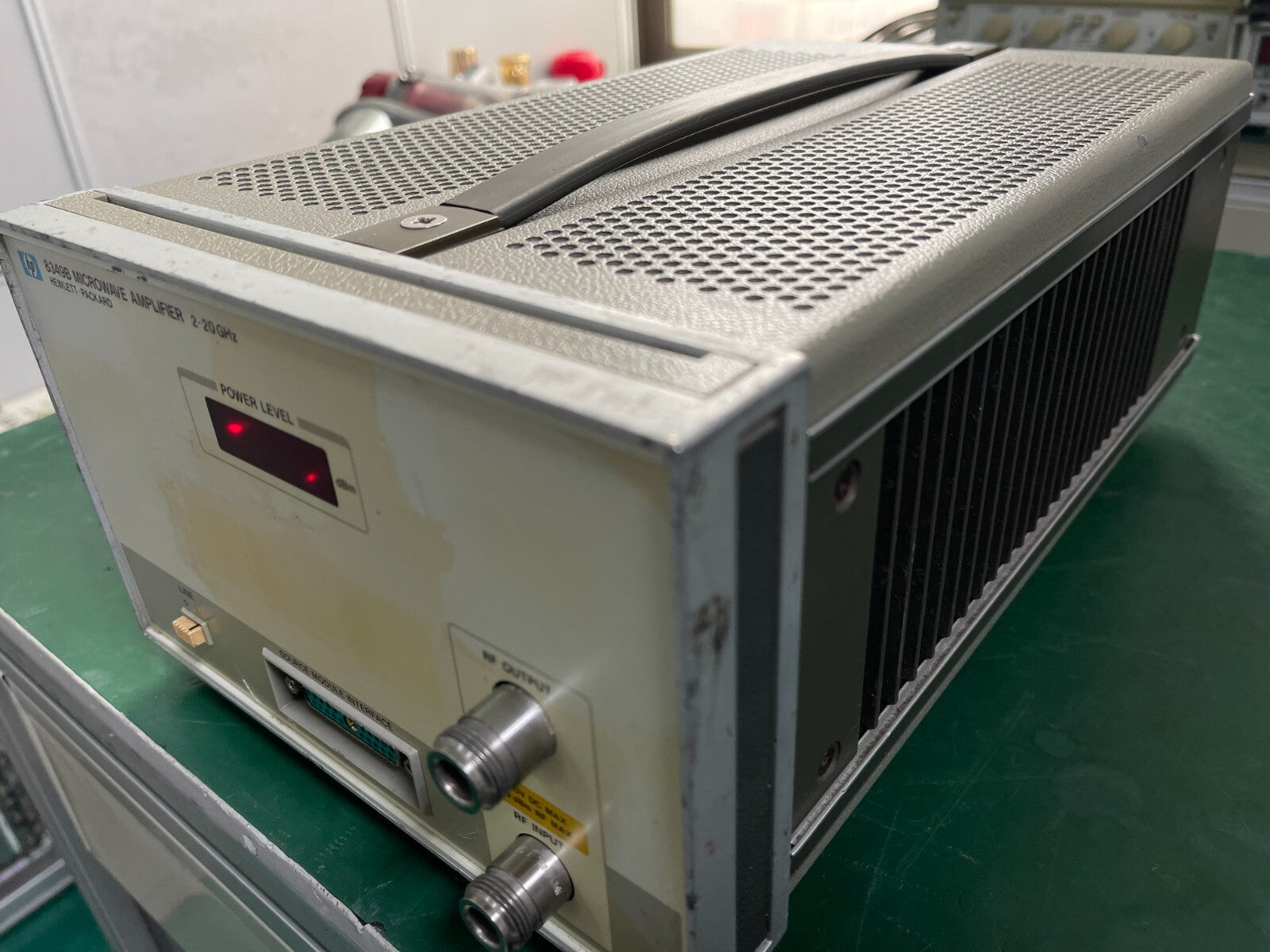 HP Agilent 8349B 2GHz - 20GHz Microwave Amplifier _ 00499