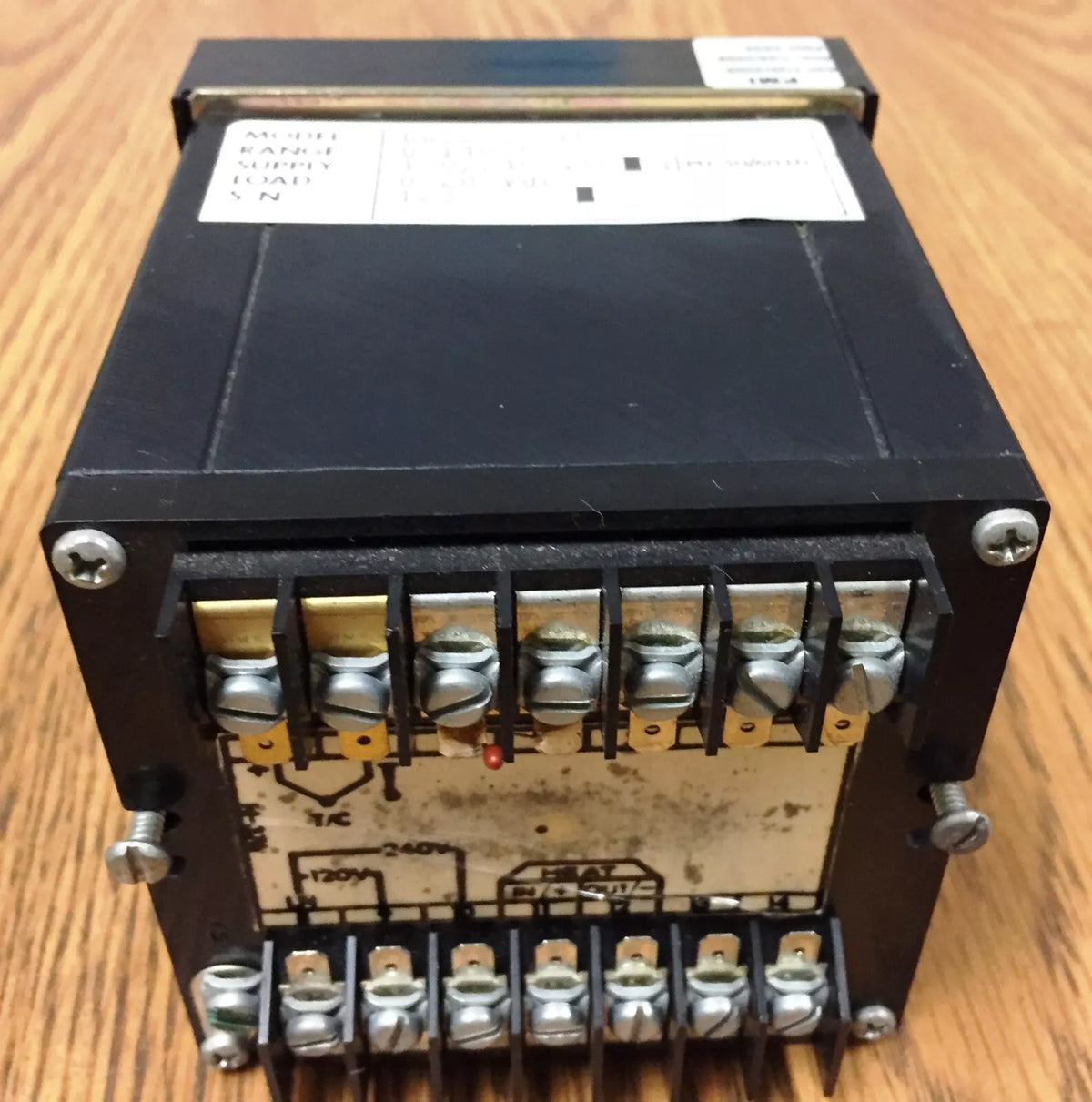 Noral 6050-S-01F Temperature Controllers