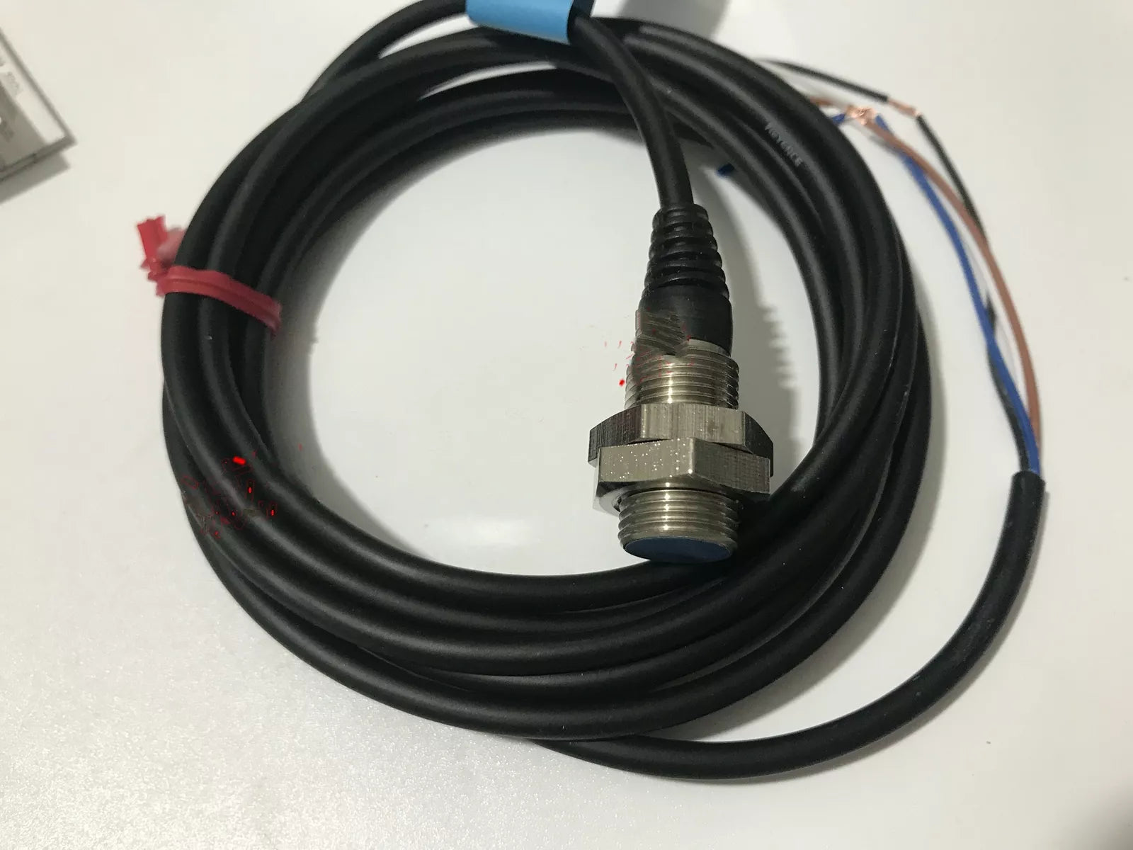 Keyence EZ-12M Proximity Sensor Switch - 1PC New in Box