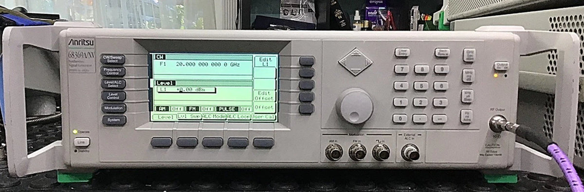 🔥Anritsu / Wiltron 68369A/NV Signal Generator Sweep 10MHz - 40GHz  2,11! CAL'D