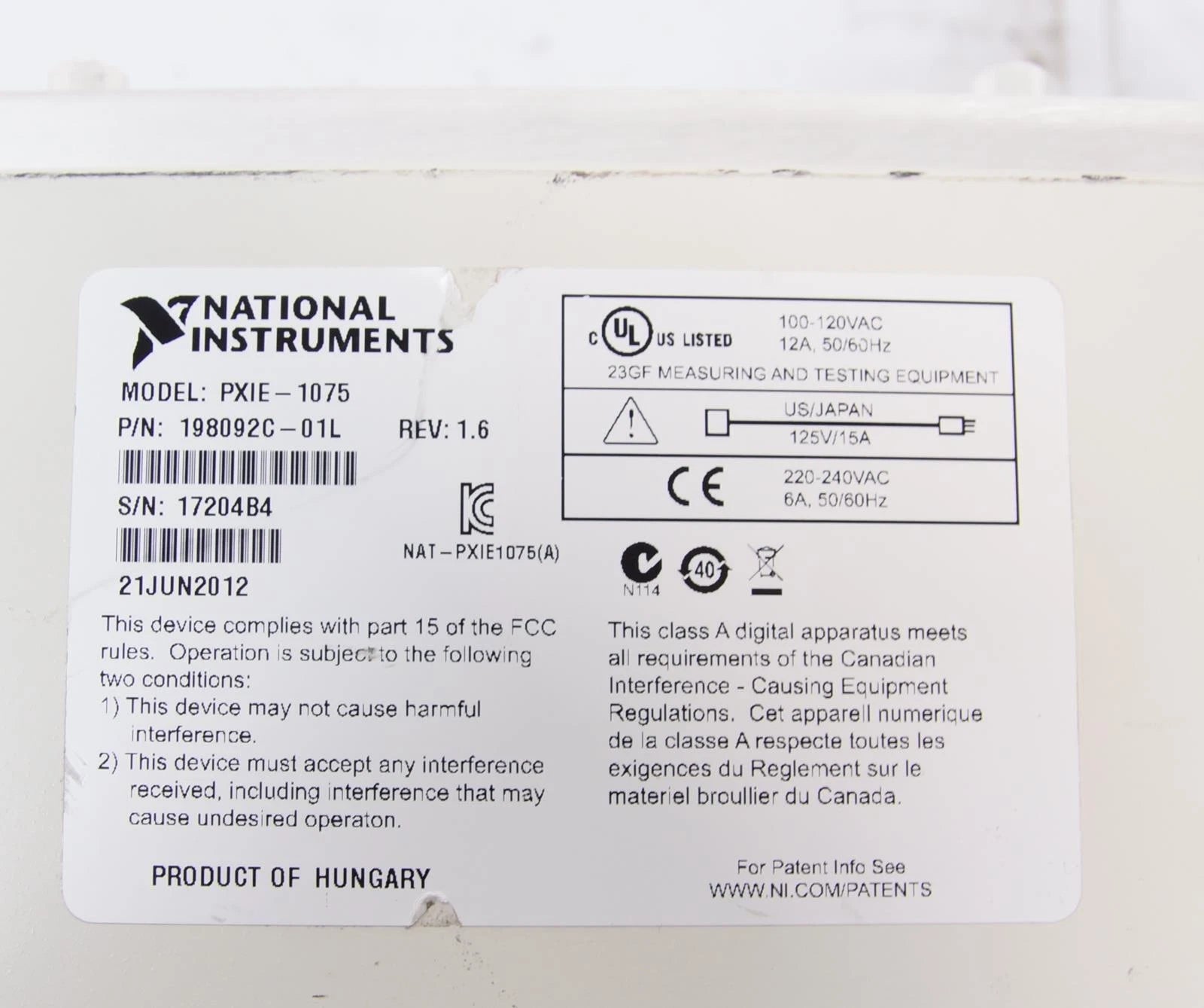 National Instruments NI PXIe-1075 18-Slot PXI Chassis PXI-e Mainframe