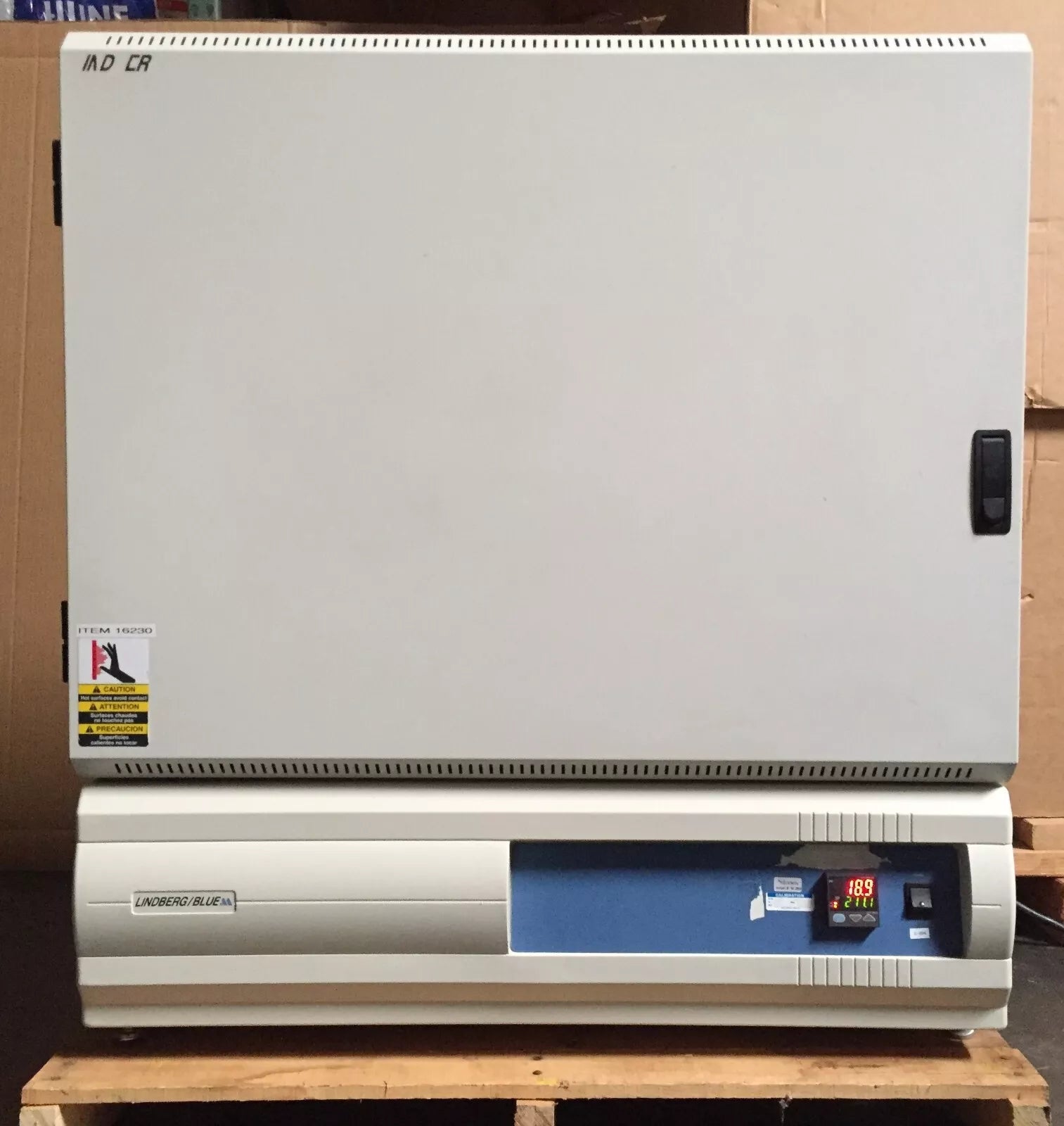 Linberg/Blue M MO1440A-1 Mechanical Convection Oven 40˚C - 300˚C, Ivory Color