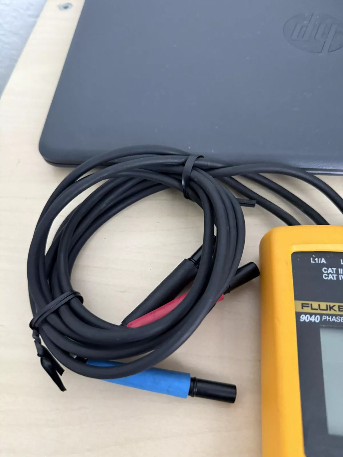 FLUKE 9040 Digital Phase Rotation Indicator Meter