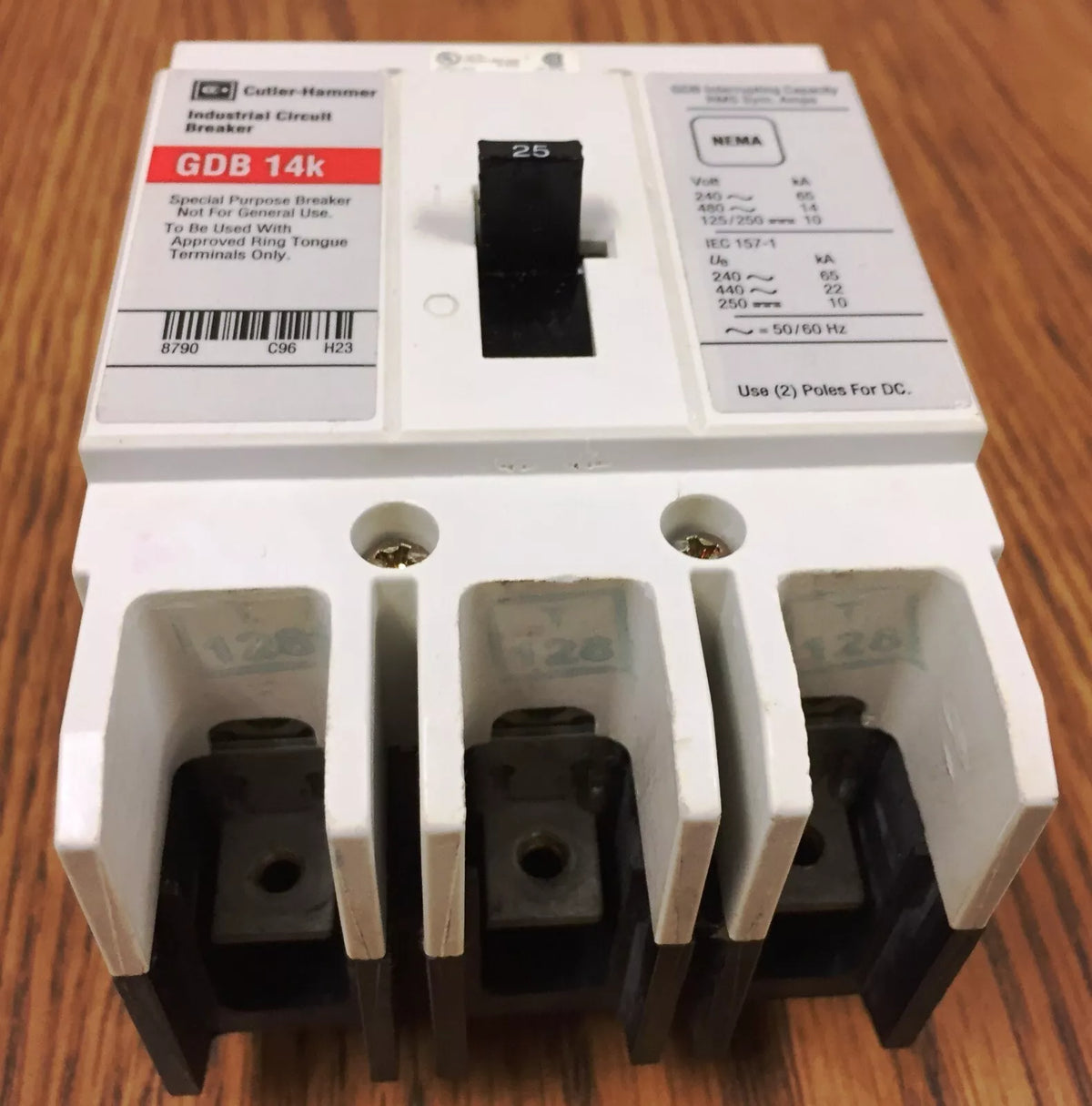 Cutler-Hammer GDB3020D Industrial Circuit Breaker 480VAC 125/250VDC 25A 3-Pol