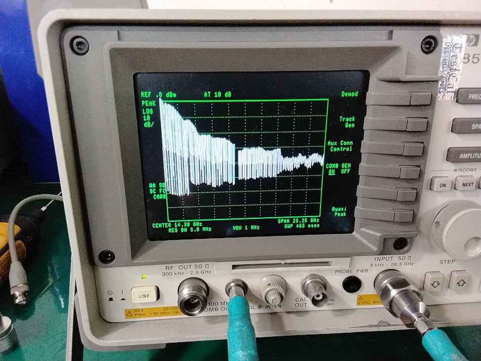 HP8593E/HP8593EM EMC Spectrum Analyzer 26.9 Ghz Cal’d! 103 Track Gen 140 LCD!!!