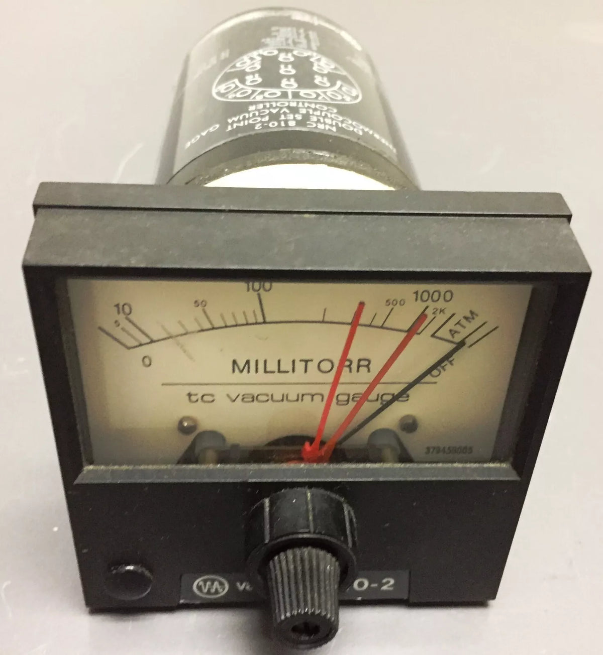 Varian MR-23-05 Double Set Point 810-2 Thermocouple Vacuum Gauge Controller