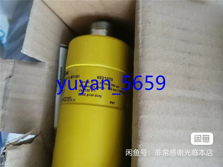 Original TURCK PC025-GI1/4A1M-ARX-B1151 6831070 Sensor