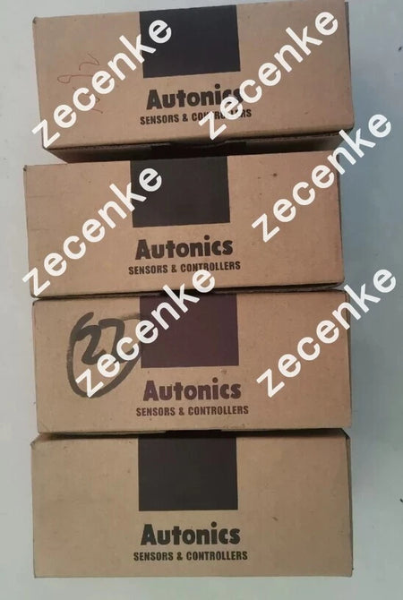 Autonics TZ4ST-14C Temperature Controller - New In Box