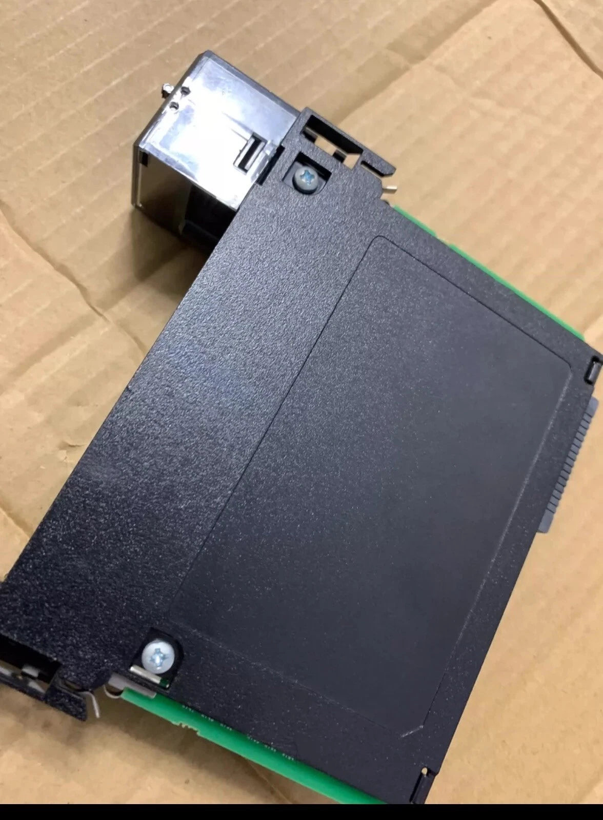 1756-IB32 Input Module: Features 32 Digital Input Points