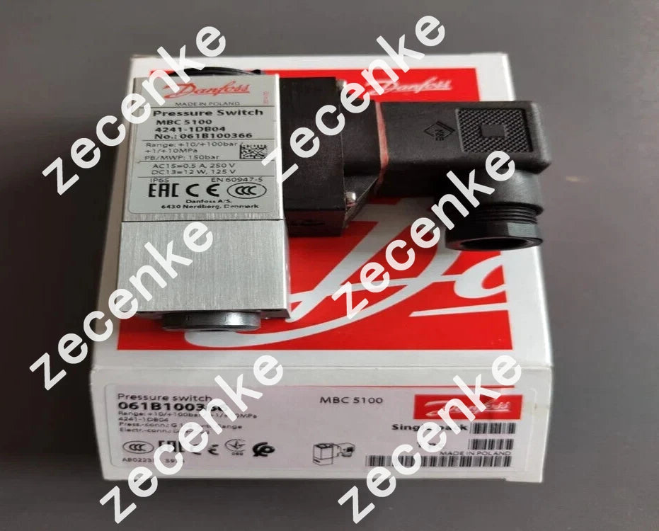 Danfoss 061B100366 Pressure Switch MBC 5100 IP65 1/4 Brand New