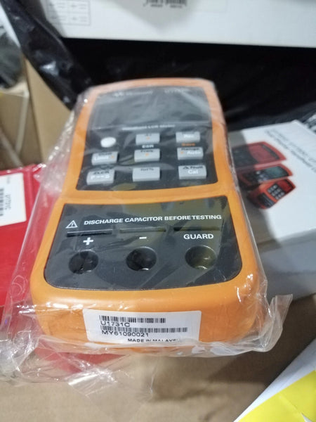 U1731C Handheld LCR Meter by Keysight