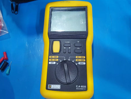 Chauvin-Arnoux C.A 6533 Megohmmeter with Damaged Battery Cover