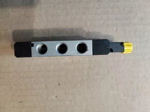 1PC New Festo CPE14-M1CH-5L-1/8 550237 Solenoid Valve