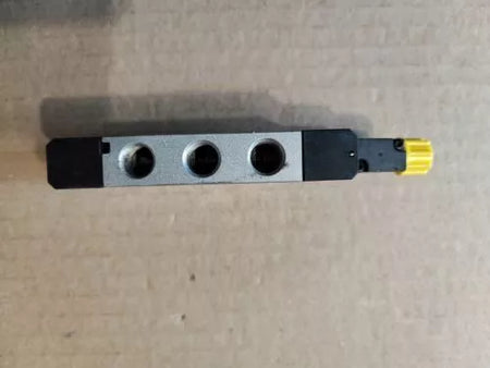 1PC New Festo CPE14-M1CH-5L-1/8 550237 Solenoid Valve