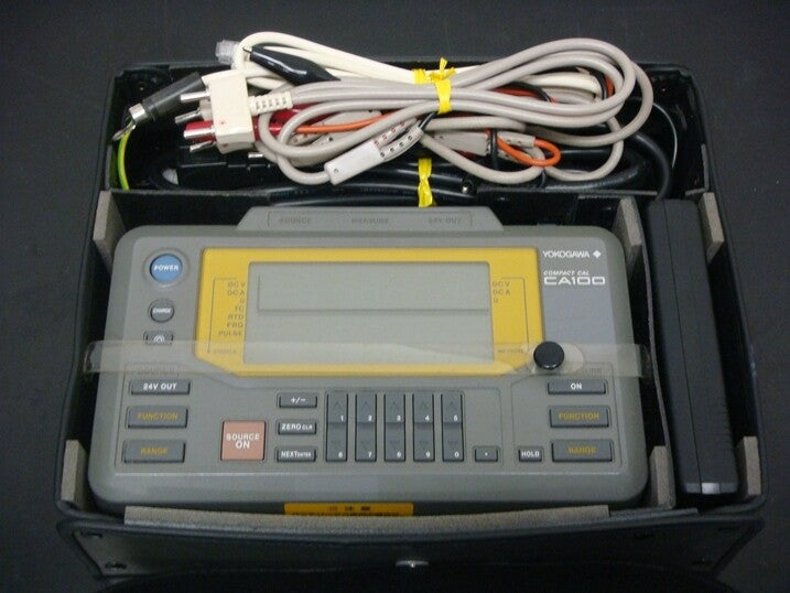 YOKOGAWA CA100 Handy Calibrator