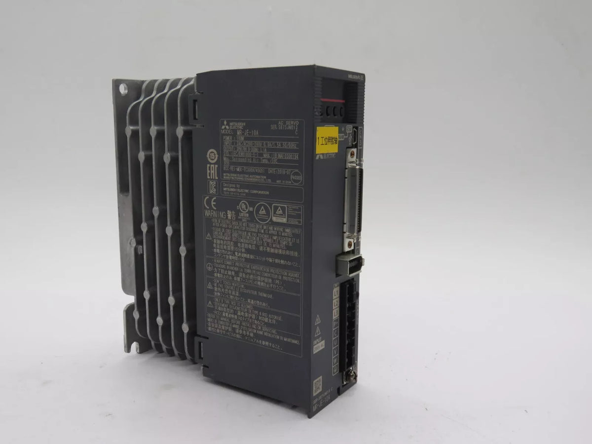 Set of 2 Mitsubishi MR-JE-10A AC Servo Drive 100 Watt 200V