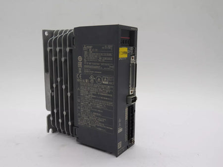 Set of 2 Mitsubishi MR-JE-10A AC Servo Drive 100 Watt 200V