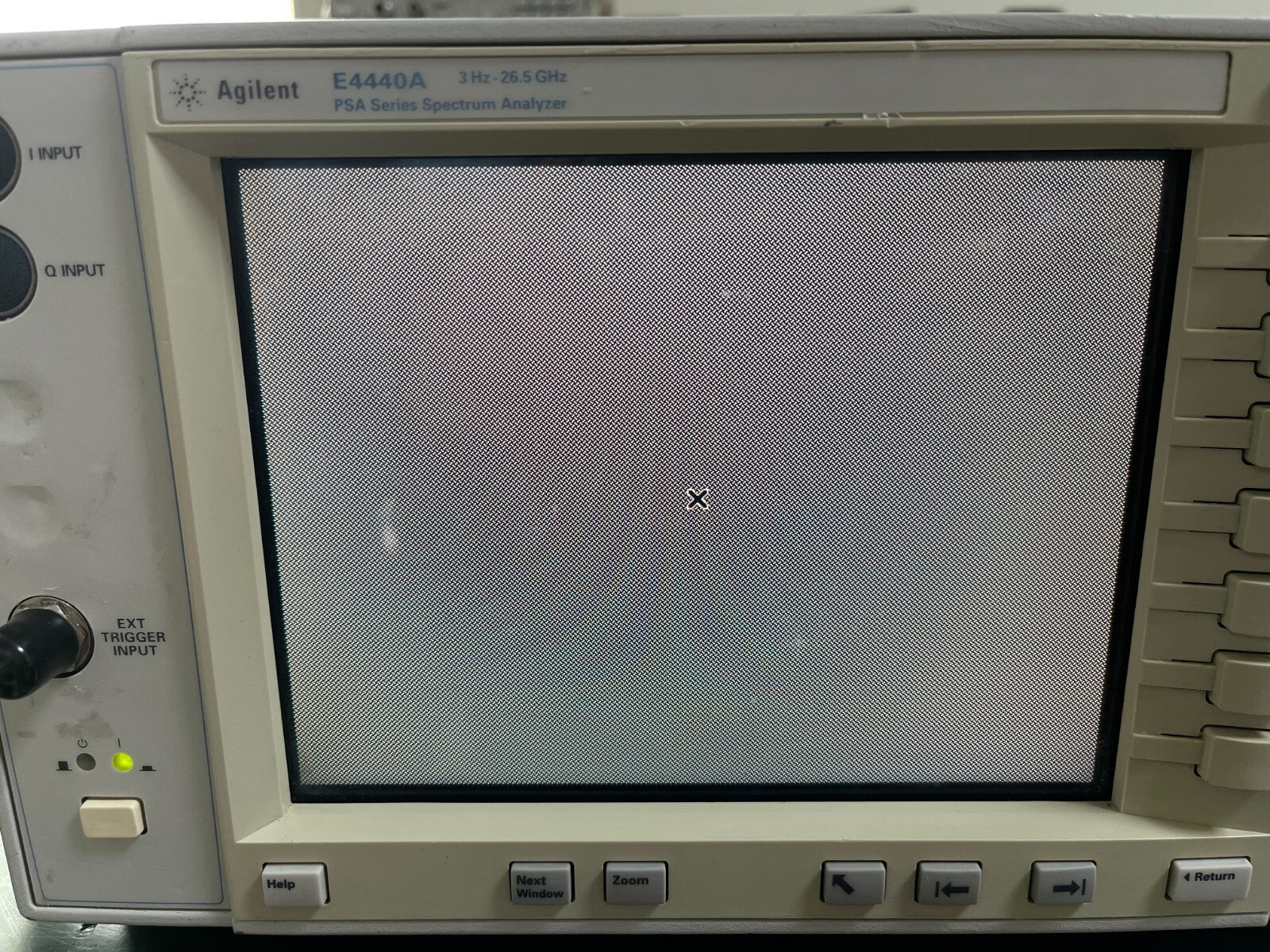 Agilent E4440A 3Hz-26.5GHz PSA Spectrum Analyzer  _ 3981