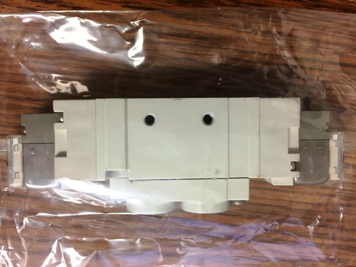 SMC SY7220-5LZ-02T Solenoid Valve Body for SY7000 Solenoid Valve