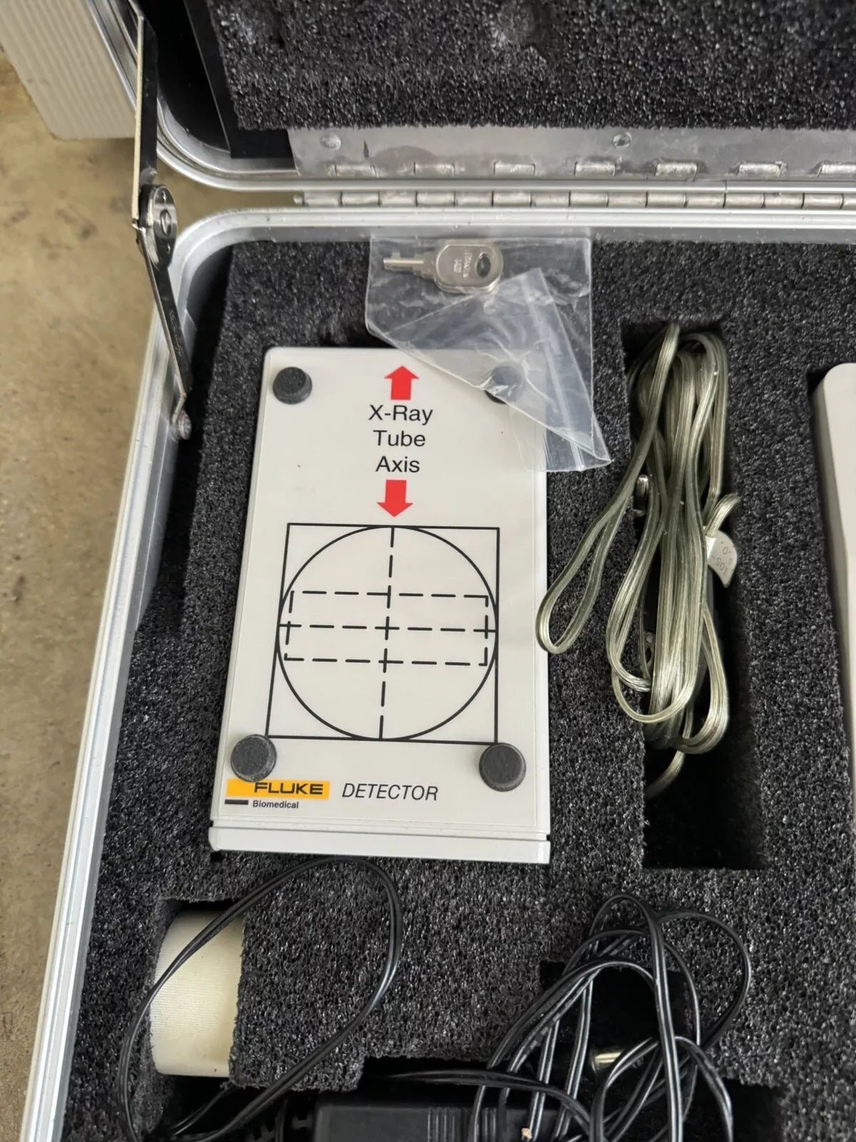 Fluke Biomedical 8000 Victoreen Nero Max X-Ray with Case
