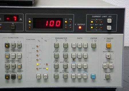 HP 4140B  pAmeter/DC Voltage Source