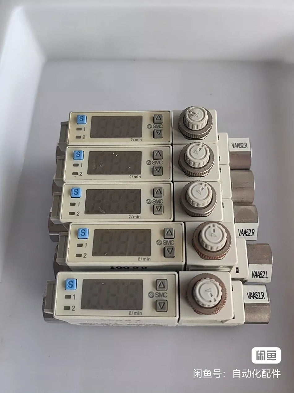 1 PC USED PFM711S-02-E-M Flow Switch TESTED #B199R CL