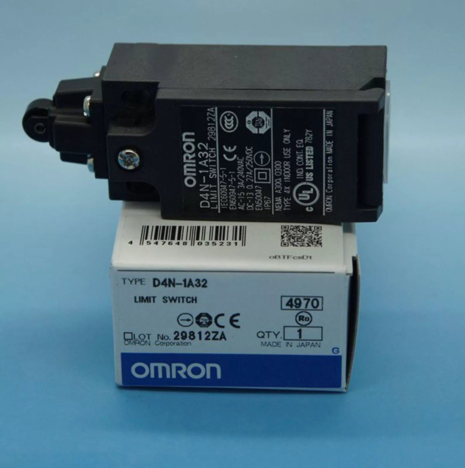 OMRON D4N-1A32 Limit Switch D4N1A32 - 1PC New in Box