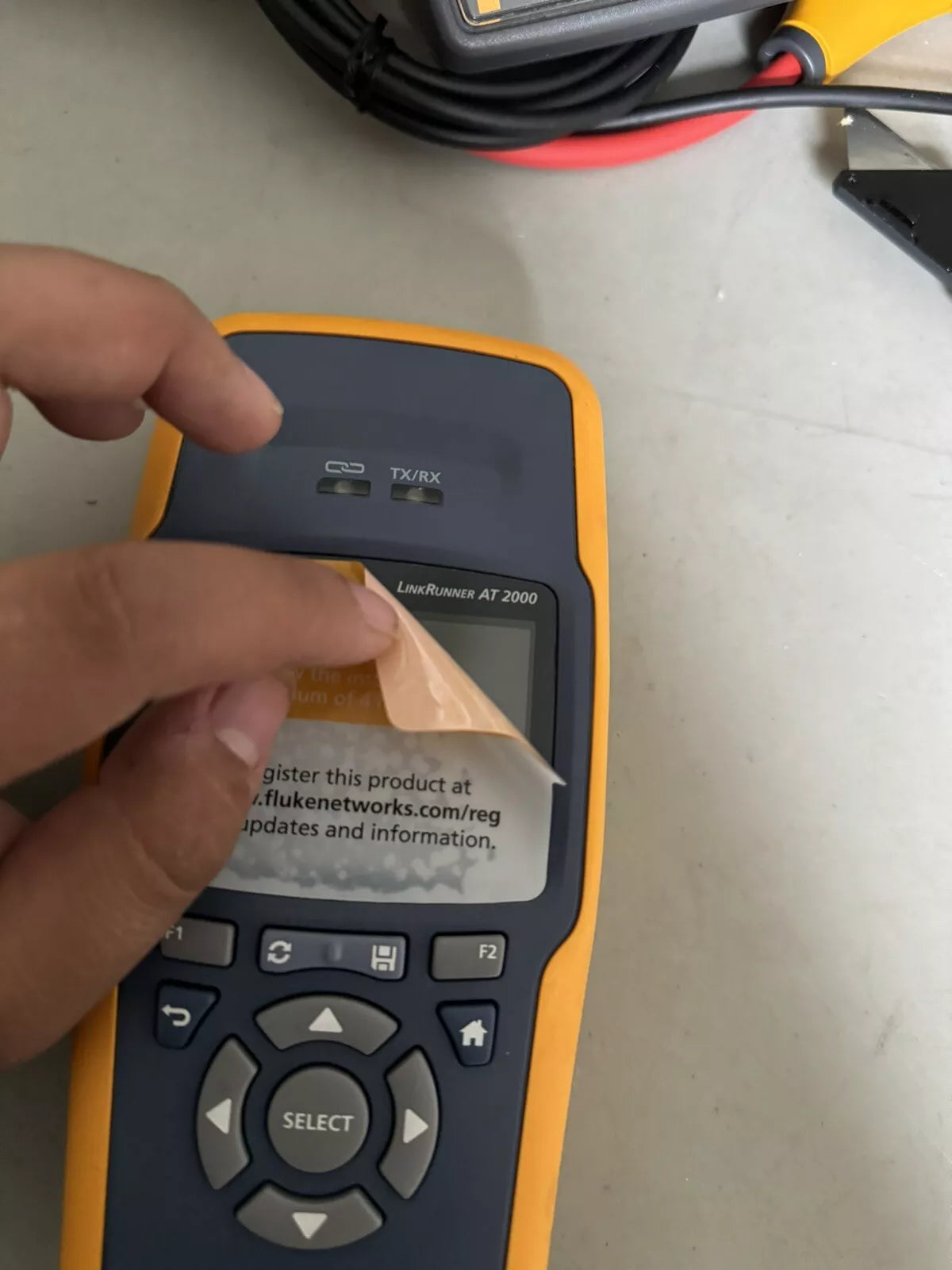 Fluke Networks LRAT-2000 Kit Tester with Fluke Intellitone Probe
