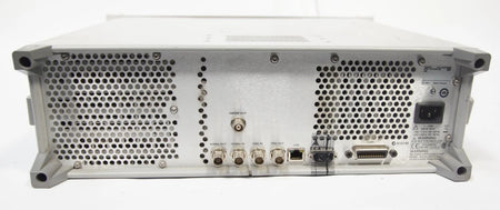 Agilent E4428C 250 kHz - 6.0GHz ESG Analog Signal Generator OPT UNB 506